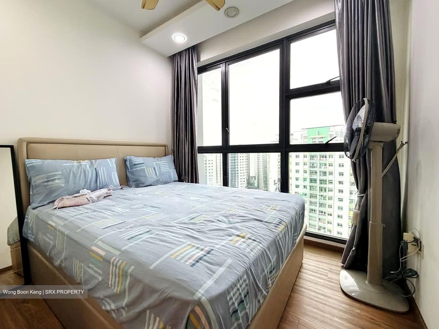 Prive (D19), Condominium #585625081
